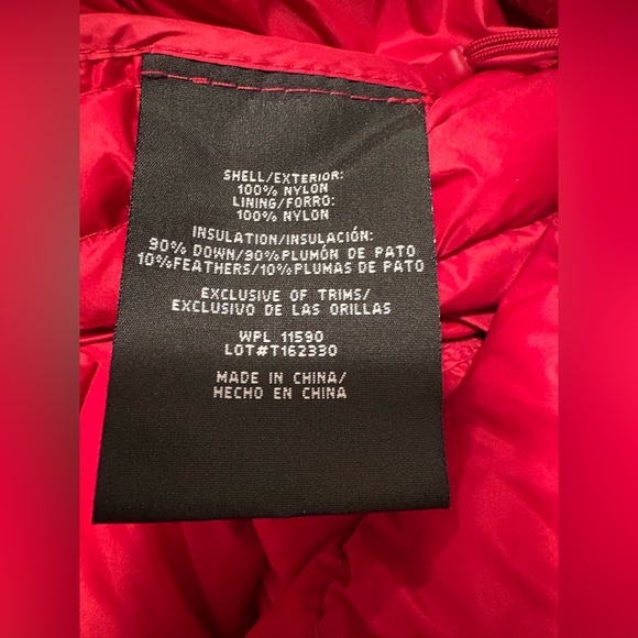 Women's Red Puffer Vest - Picture 5 of 8